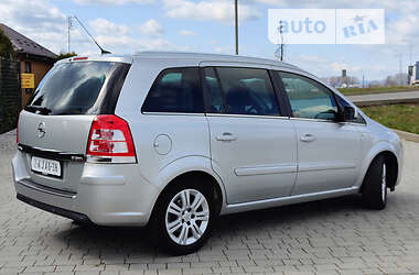 Минивэн Opel Zafira 2011 в Стрые