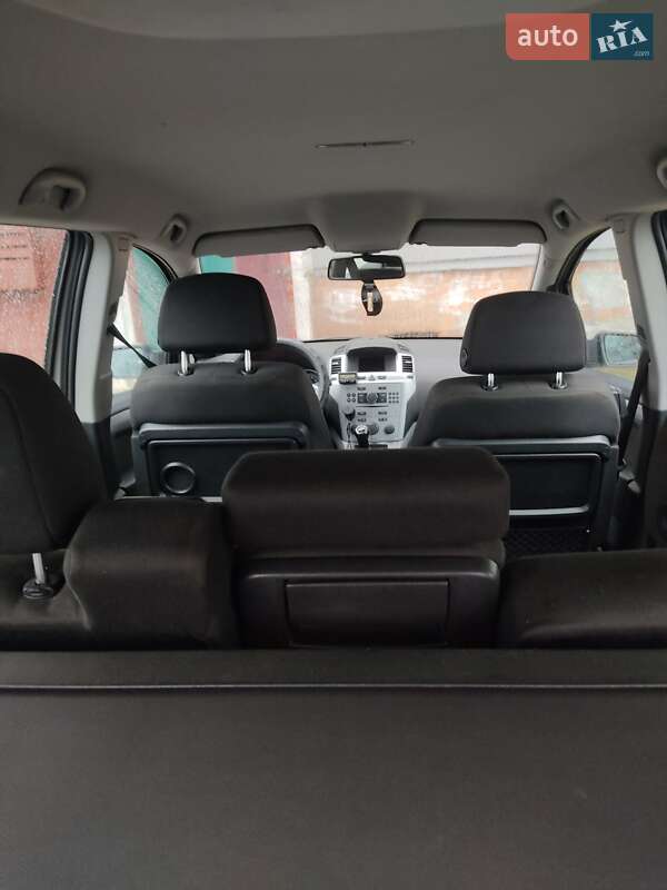 Минивэн Opel Zafira 2009 в Староконстантинове