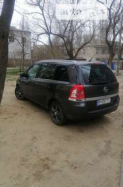 Минивэн Opel Zafira 2010 в Николаеве