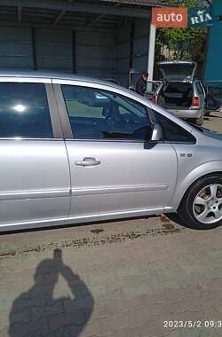 Мінівен Opel Zafira 2010 в Коломиї