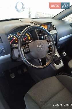 Мінівен Opel Zafira 2010 в Коломиї