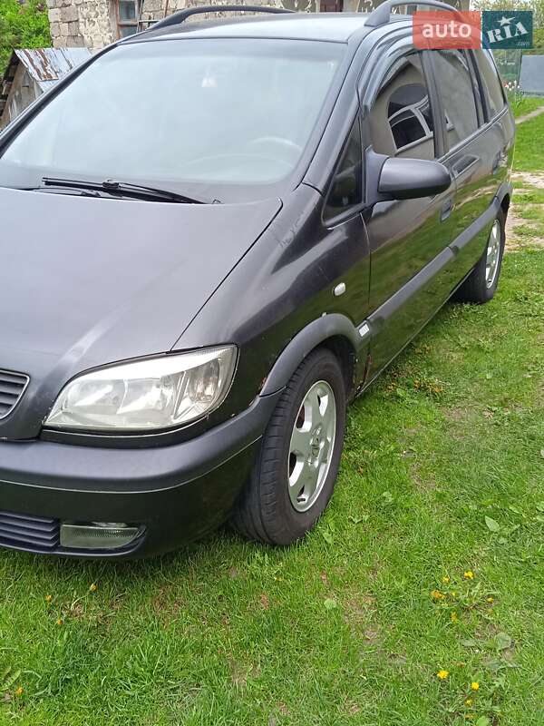 Минивэн Opel Zafira 2001 в Львове