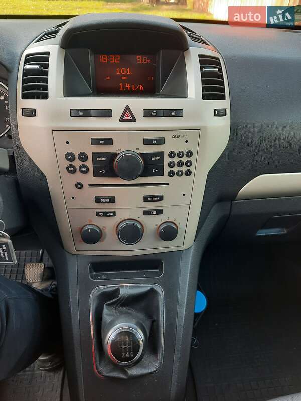 Минивэн Opel Zafira 2008 в Долине фото 6 Минивэн Opel Zafira 2008 в Долине