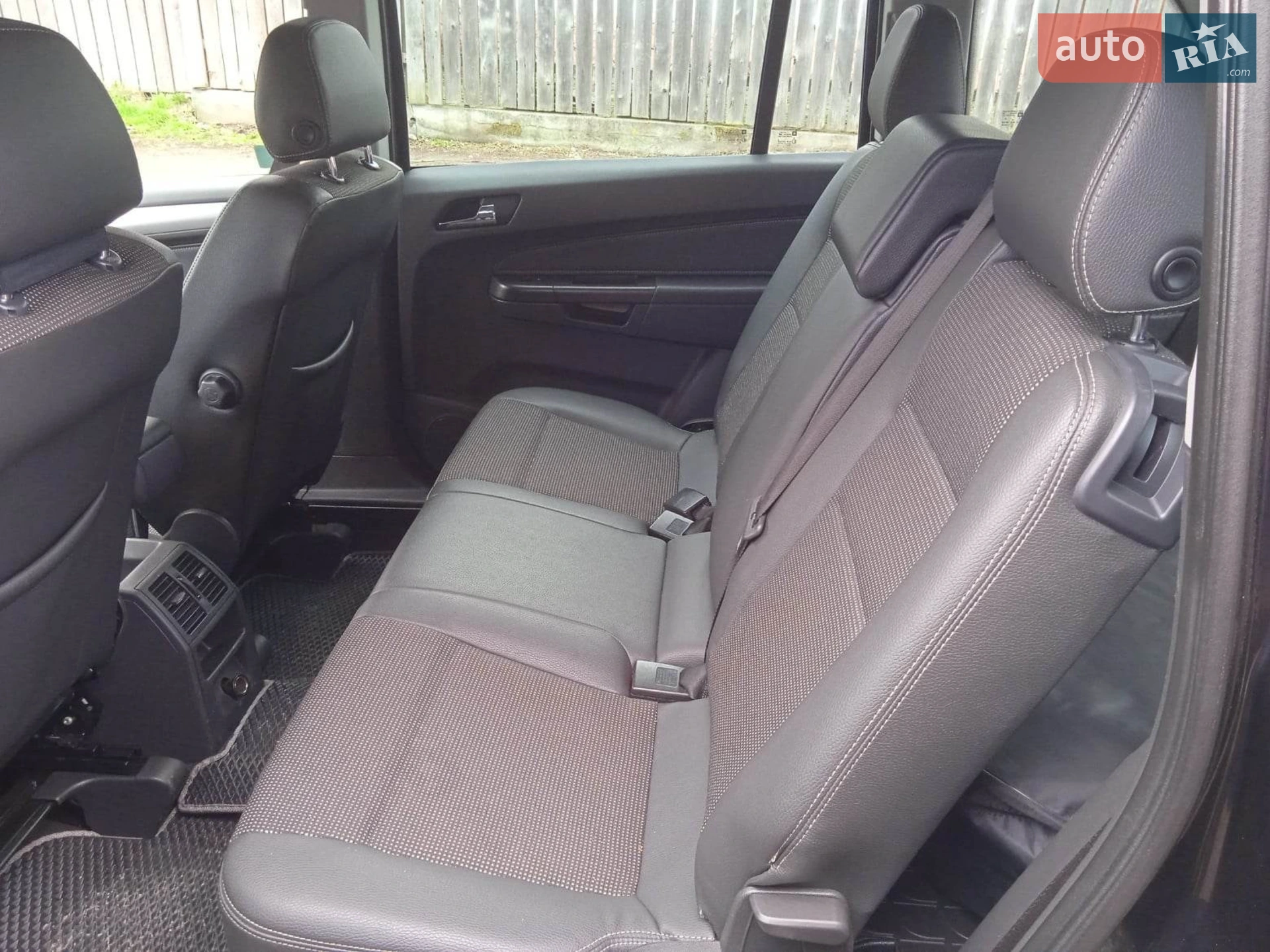 2010 Opel Zafira - мініатюра 6