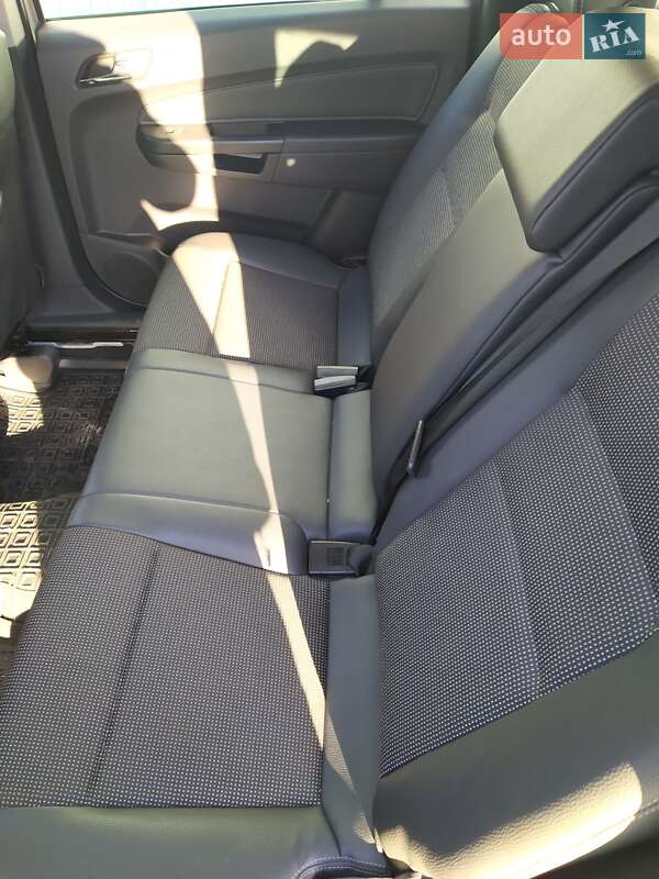 Минивэн Opel Zafira 2008 в Луцке