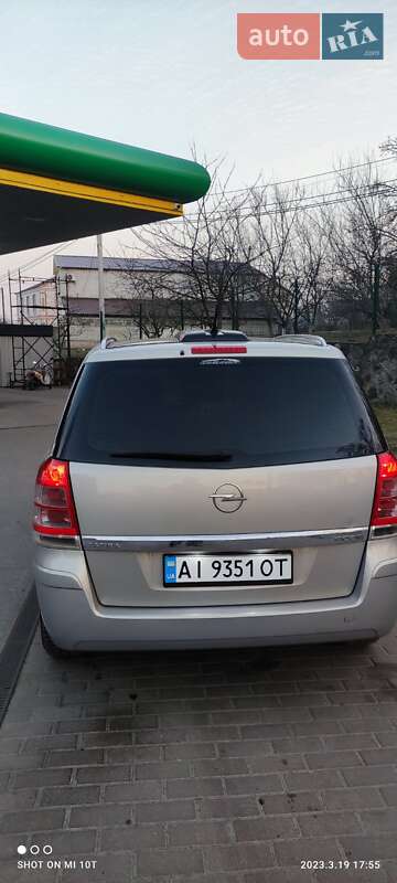 Мінівен Opel Zafira 2009 в Первомайську