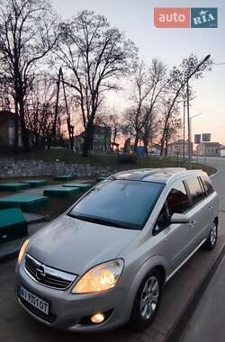 Минивэн Opel Zafira 2009 в Первомайске