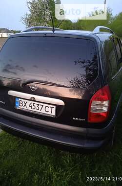 Минивэн Opel Zafira 2004 в Шепетовке