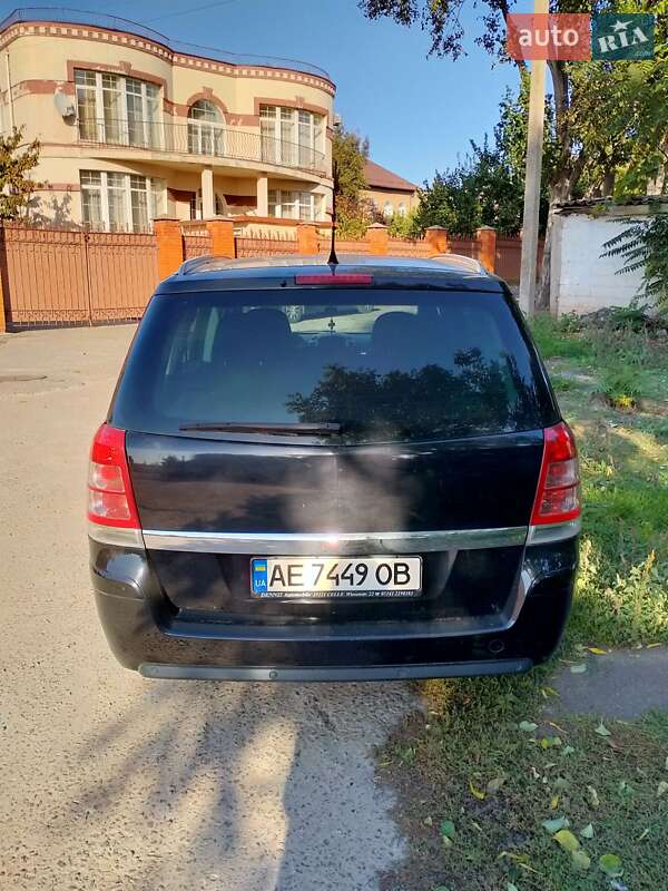 Мінівен Opel Zafira 2008 в Кривому Розі
