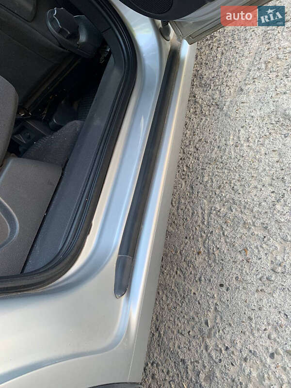 Минивэн Opel Zafira 2008 в Черновцах