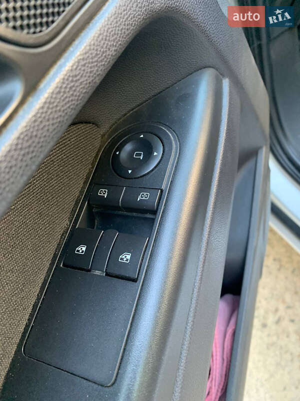 Минивэн Opel Zafira 2008 в Черновцах