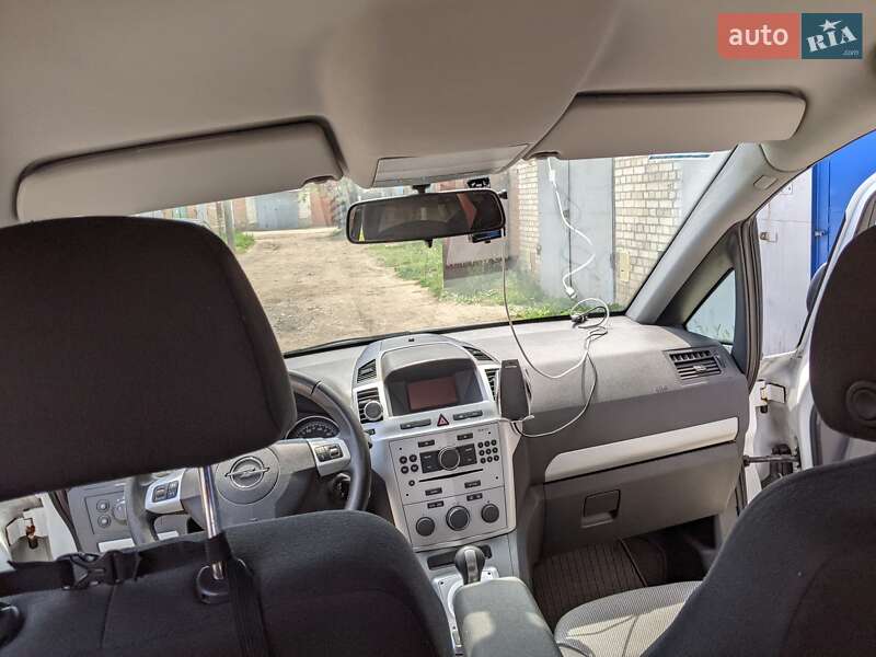 Мінівен Opel Zafira 2012 в Конотопі