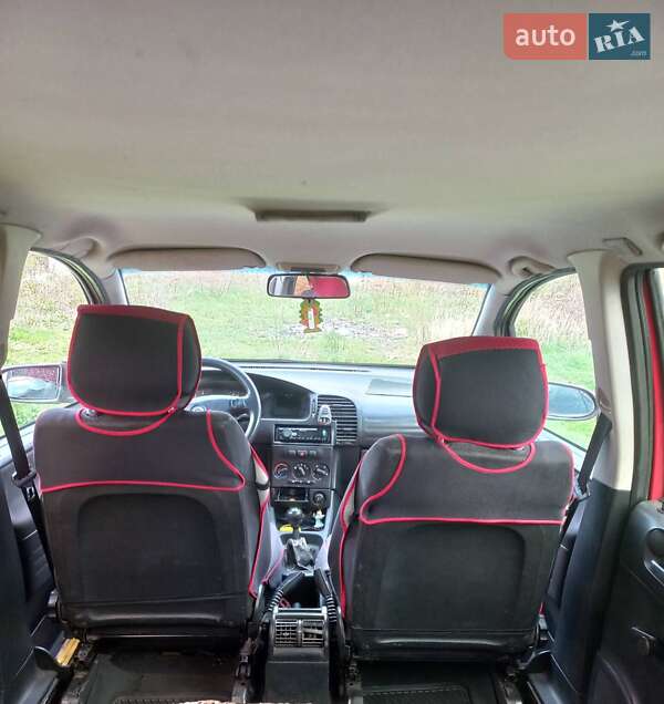 Мінівен Opel Zafira 2001 в Великому Березному