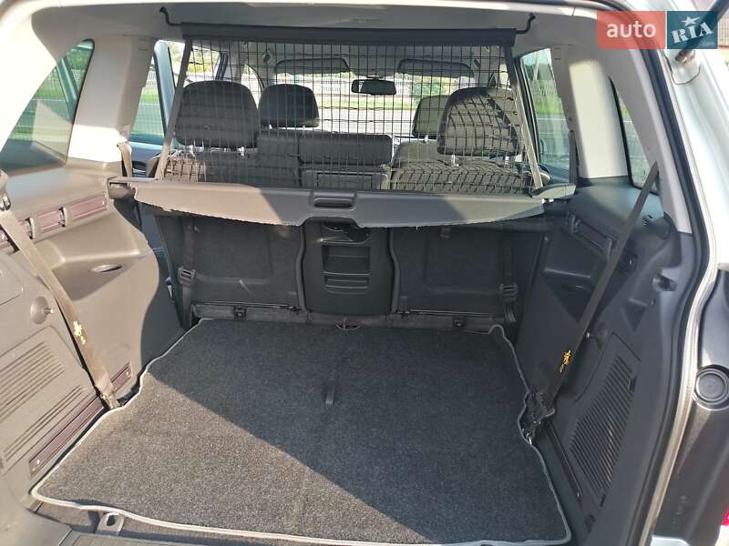 Минивэн Opel Zafira 2009 в Львове