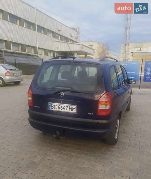 Мінівен Opel Zafira 2004 в Стрию