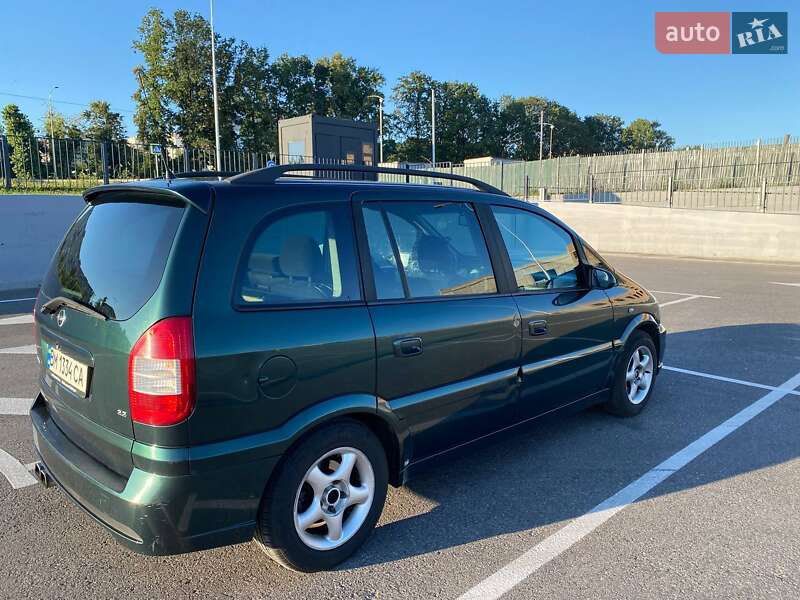 Мінівен Opel Zafira 2005 в Полтаві