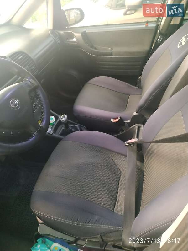 Мінівен Opel Zafira 2005 в Полтаві