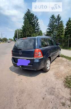 Минивэн Opel Zafira 2008 в Червонограде