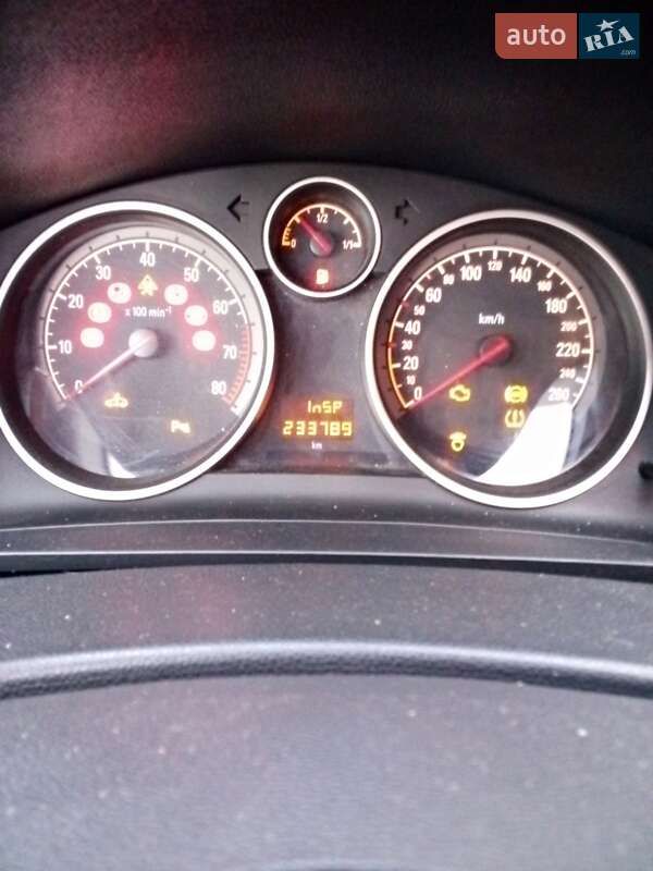 Минивэн Opel Zafira 2009 в Кагарлыке