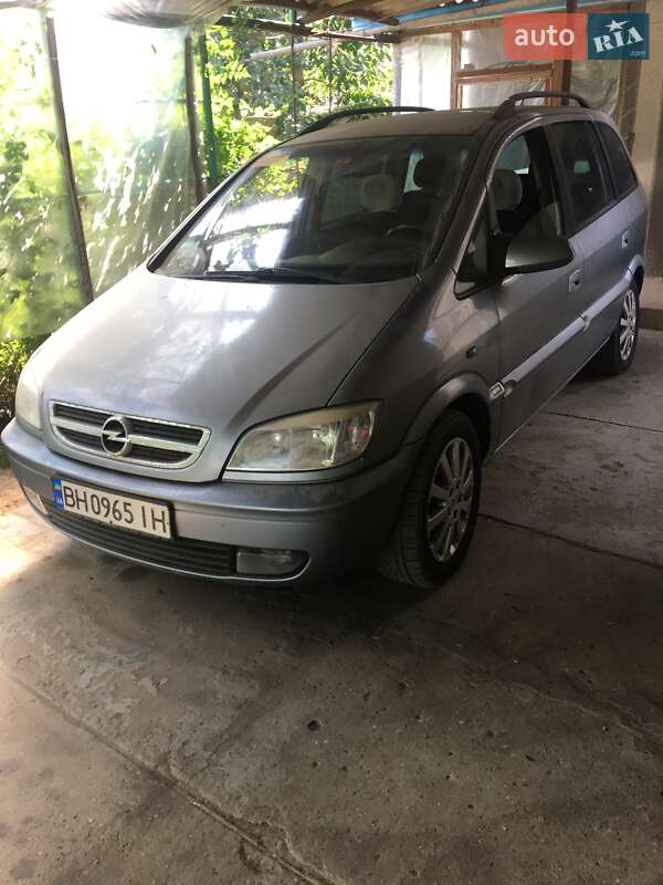 Opel Zafira 2004
