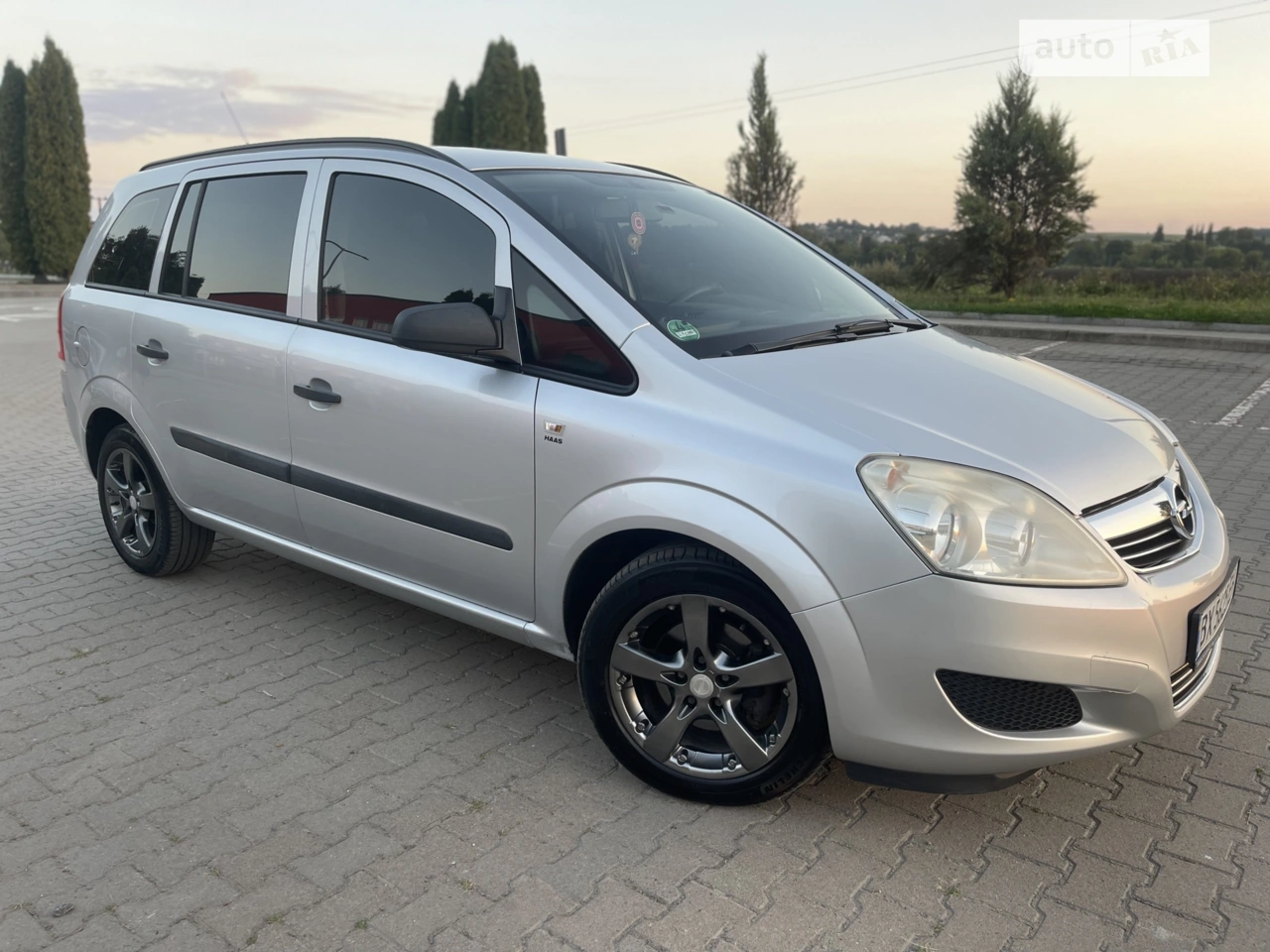 2010 Opel Zafira - мініатюра 16
