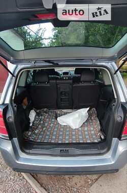 Минивэн Opel Zafira 2007 в 