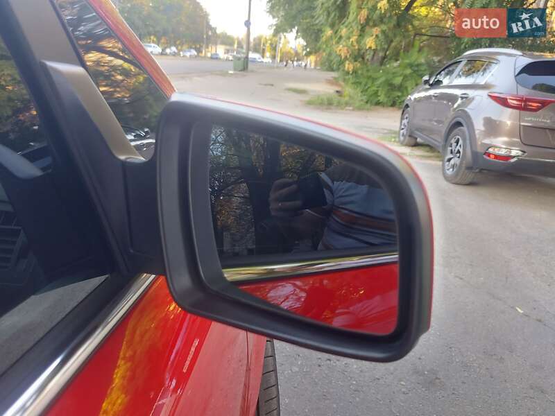 Мінівен Opel Zafira 2010 в Дніпрі