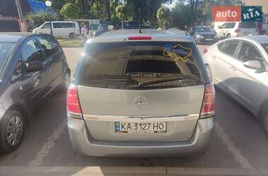 Минивэн Opel Zafira 2007 в 