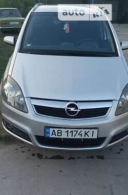 Минивэн Opel Zafira 2006 в Песчанке