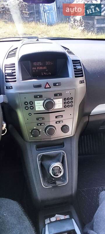 Мінівен Opel Zafira 2007 в Маневичах