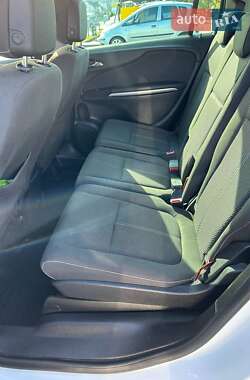 Мікровен Opel Zafira 2015 в Чернівцях