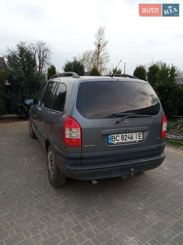Минивэн Opel Zafira 2004 в Яворове