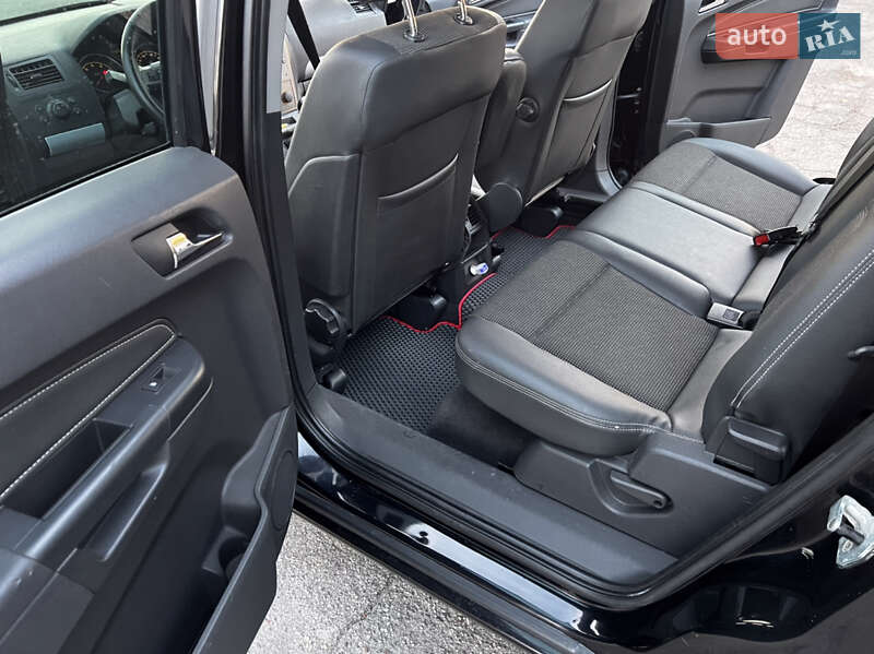 Мінівен Opel Zafira 2006 в Володимирі