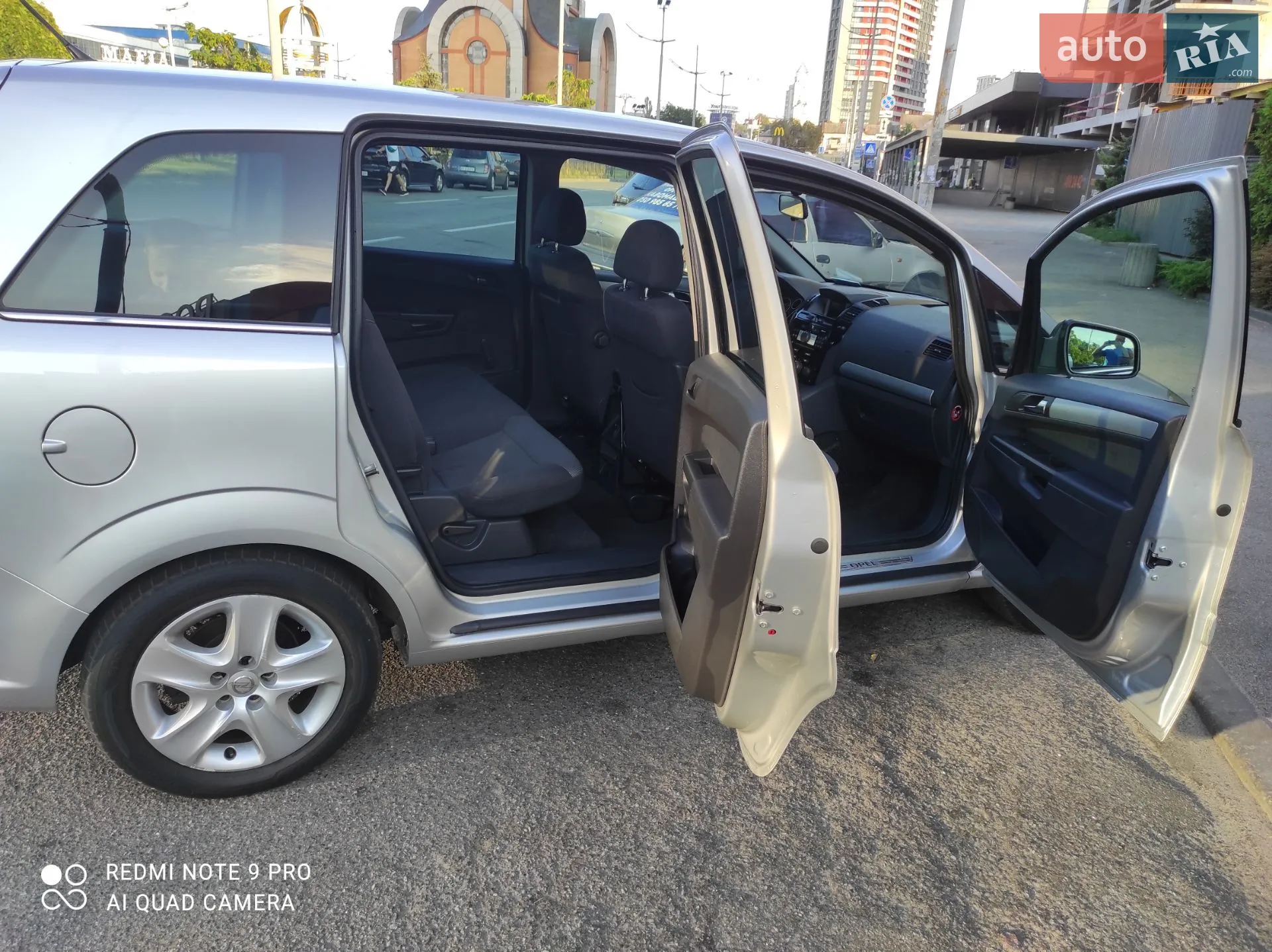 2010 Opel Zafira - мініатюра 22