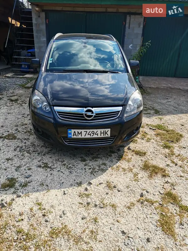 Opel Zafira 2014