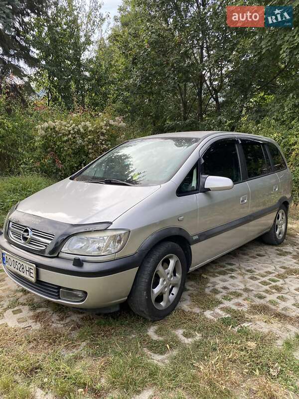 Opel Zafira 2004 Opel Zafira 2004