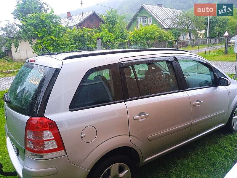Opel Zafira 2008