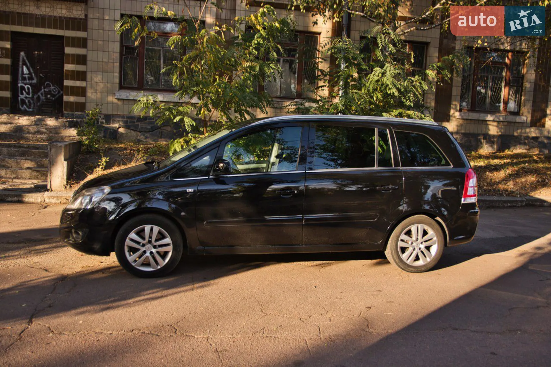 2011 Opel Zafira - мініатюра 2