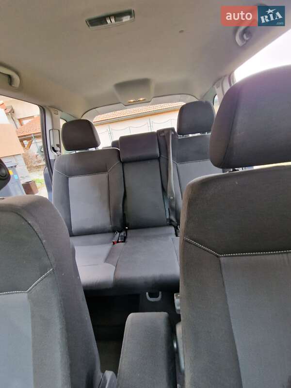 Минивэн Opel Zafira 2008 в Луцке