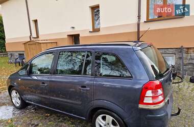 Минивэн Opel Zafira 2008 в 
