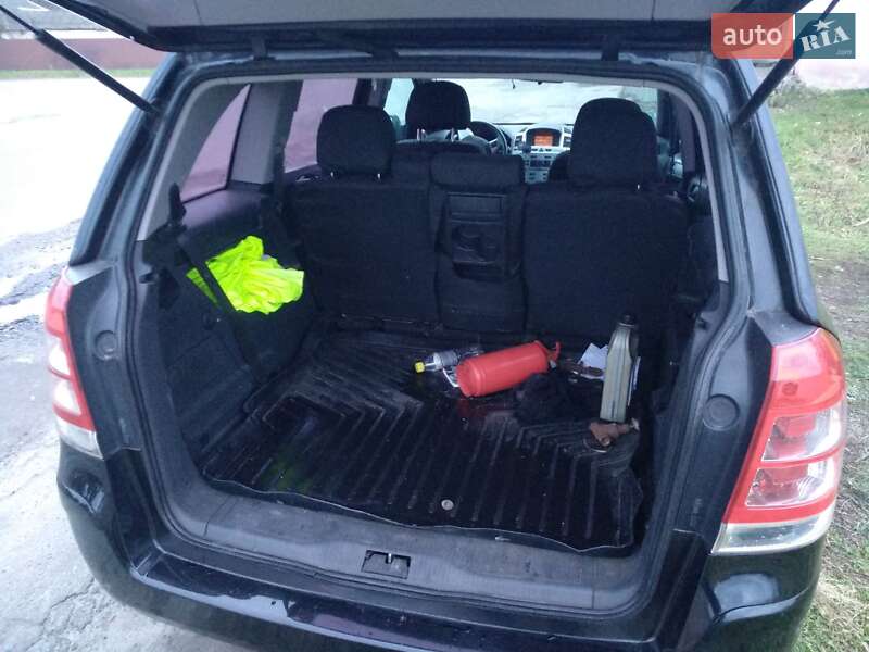Мінівен Opel Zafira 2010 в Полтаві