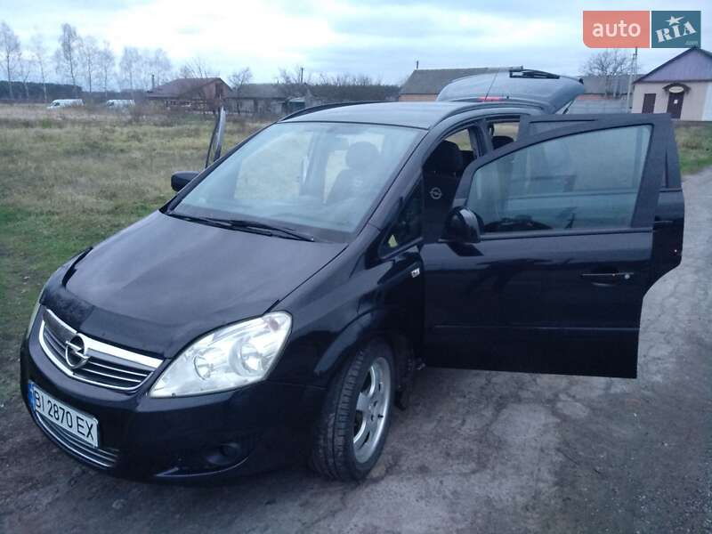 Мінівен Opel Zafira 2010 в Полтаві