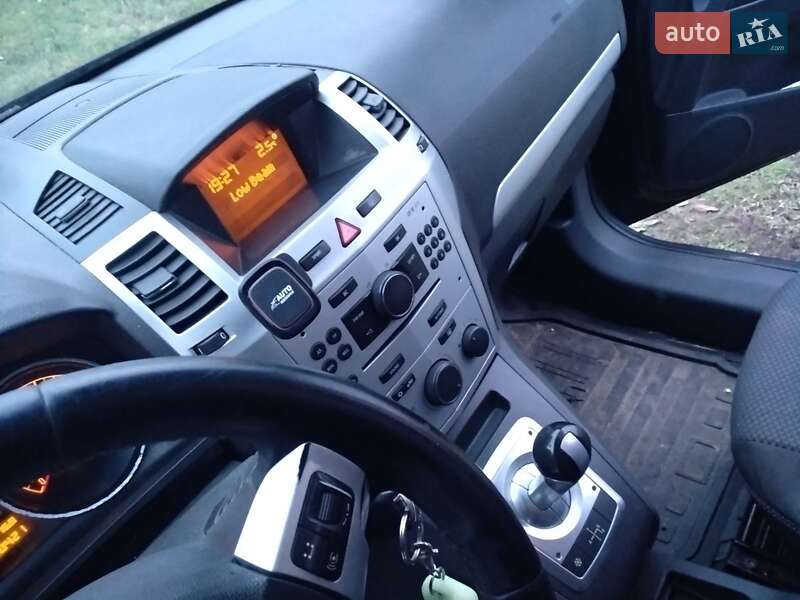 Мінівен Opel Zafira 2010 в Полтаві