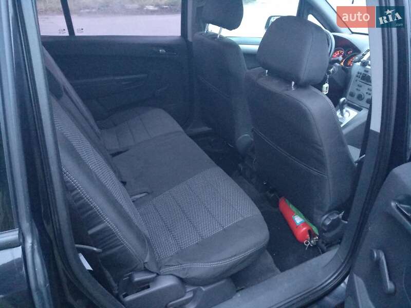 Мінівен Opel Zafira 2010 в Полтаві
