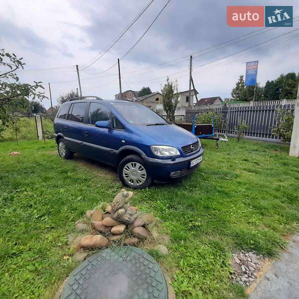 Минивэн Opel Zafira 2002 в Луцке