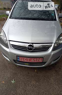 Минивэн Opel Zafira 2009 в Кременчуге