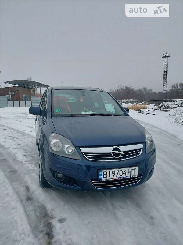 Opel Zafira 2011