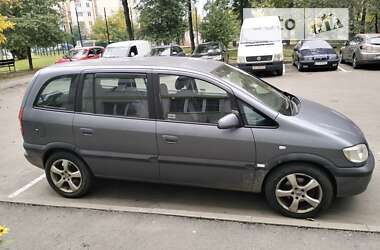 Минивэн Opel Zafira 2005 в Луцке