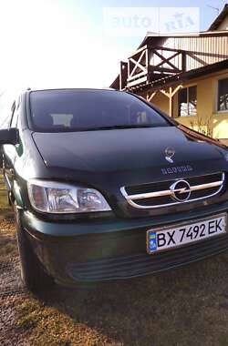 Минивэн Opel Zafira 2004 в Деражне