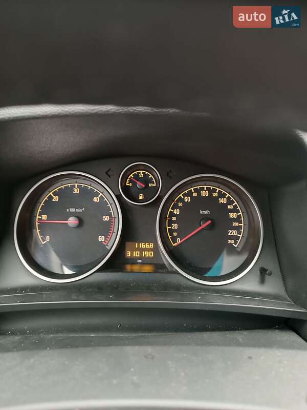 Минивэн Opel Zafira 2006 в Харькове фото 7 Минивэн Opel Zafira 2006 в Харькове